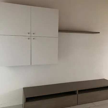 Casa Vacanze Ice بيت للعطل أومغنا